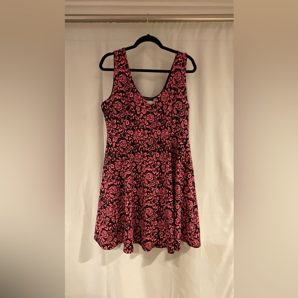 Pink & Black Cocktail Dress - Plus Size